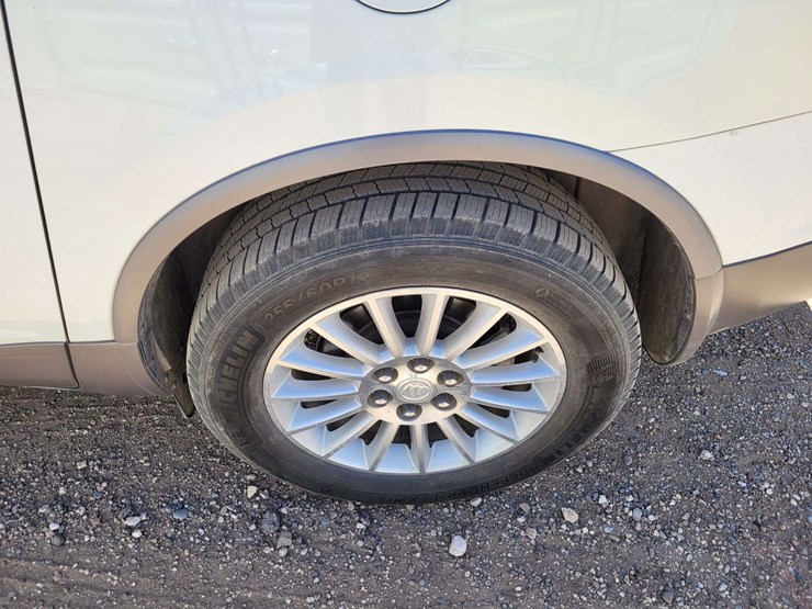 2009-buick-enclave-cxl-image-7