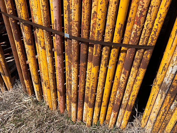 scaffolding-on-carring-cage.-image-2
