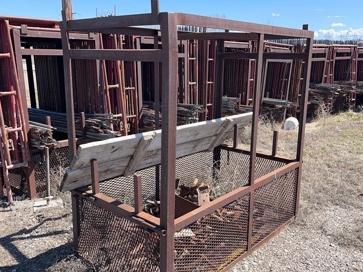 scaffolding-cage-image-2