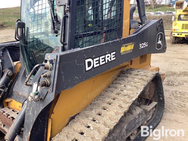 2021-deere-325g-image-19