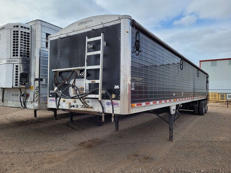 2010-wilson-belt-trailer-image-1