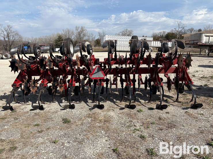 case-ih-183-image-6