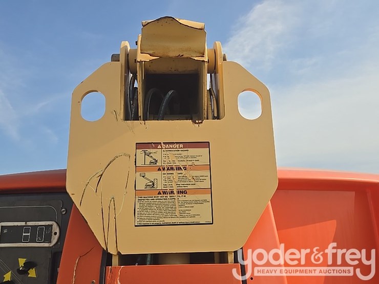 2008-jlg-400s-image-25