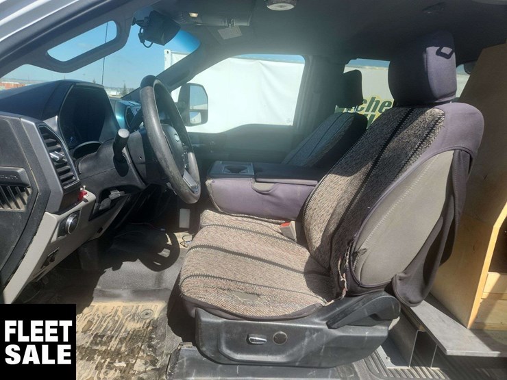 2019-ford-f550-image-16