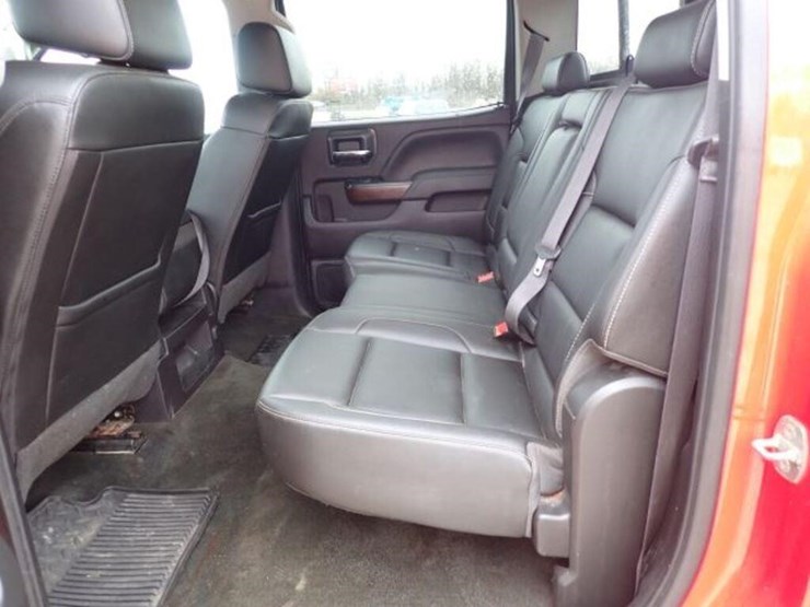 2016-gmc-2500hd-image-41