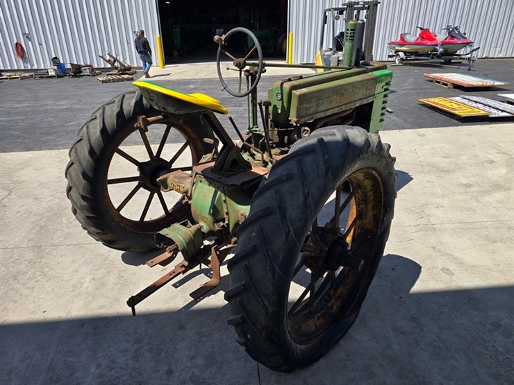 john-deere-model-b-image-5