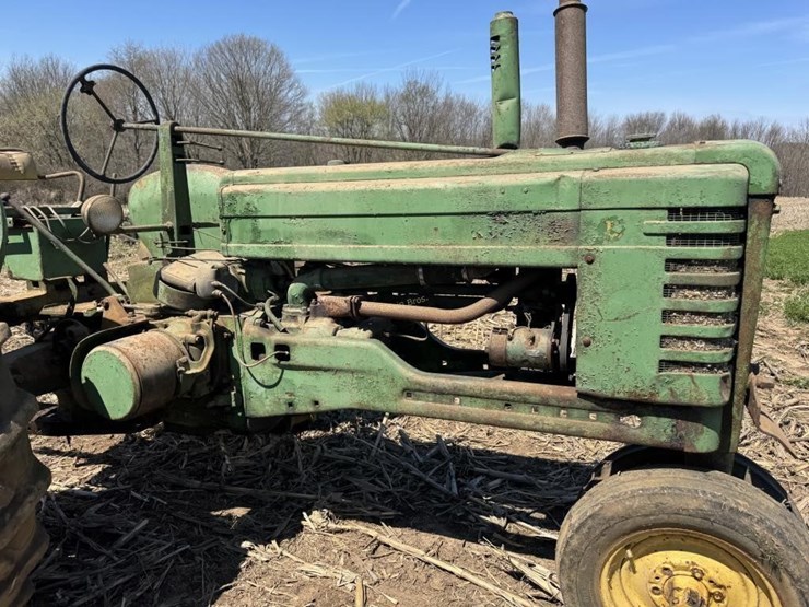 john-deere-b-image-6