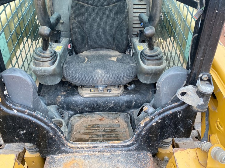 caterpillar-259d-image-39