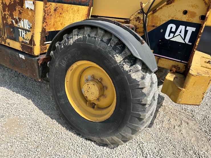 caterpillar-th83-image-13