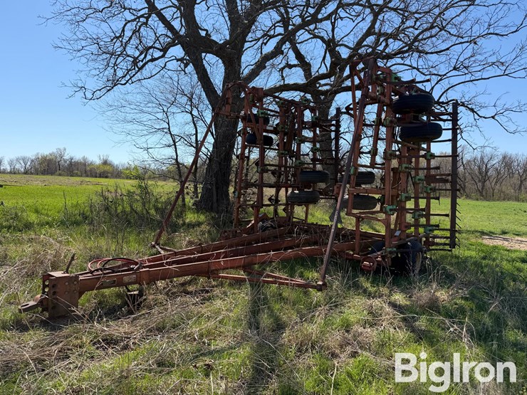 allis-chalmers-1400-image-1