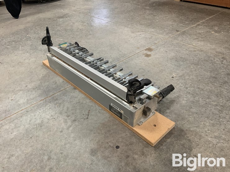 leigh-d4r-24”-dovetail-jig-image-5
