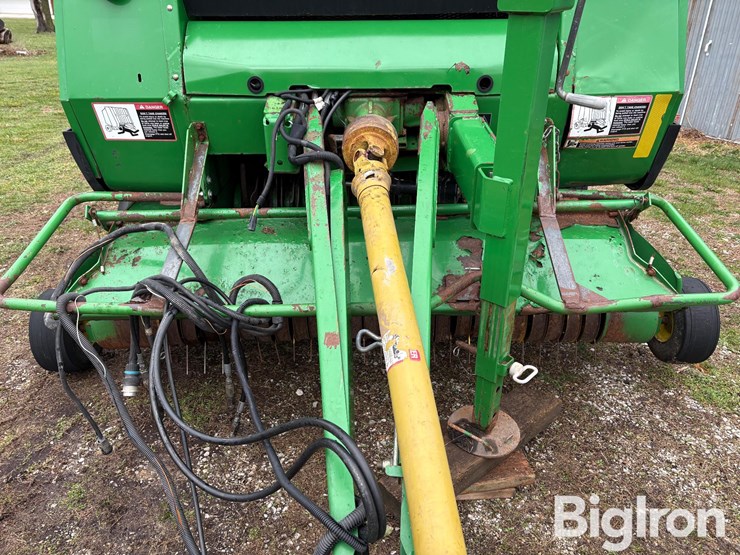 2006-john-deere-582-image-12