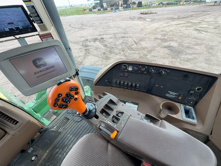 john-deere-4930-image-36