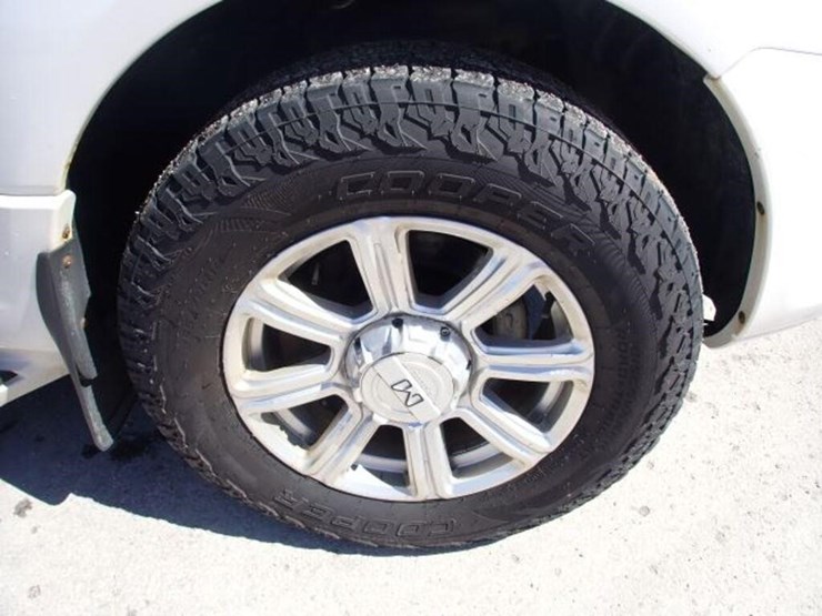2009-lincoln-navigator-image-52