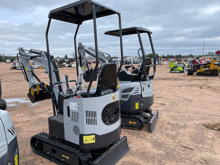 #5519-•-new-ats-d12d-mini-excavator-image-4