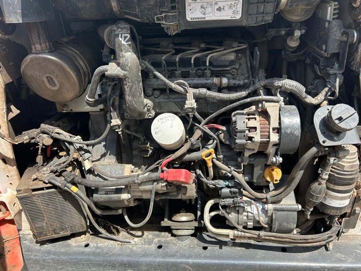 bobcat-t650-image-15