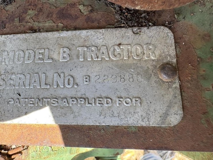 john-deere-b-image-12