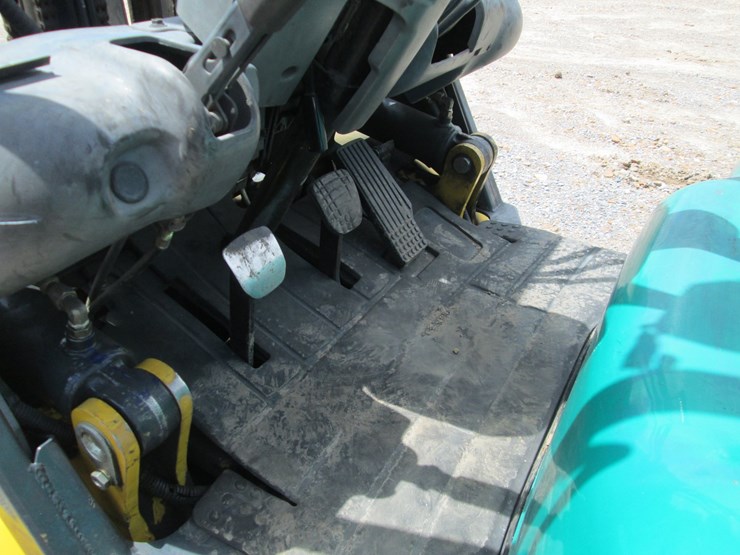 2005-komatsu-fg25st-14-image-16