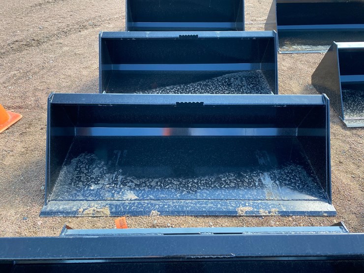 #4053-•-swict-72"-skid-steer-bucket-image-2