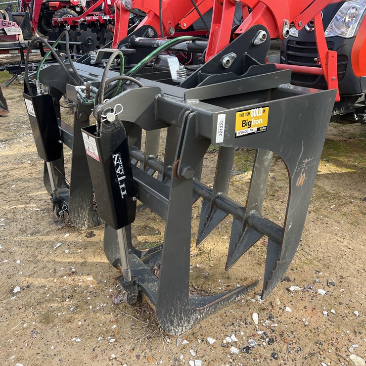 2023 Titan SSL Coupler Hydraulic Grapple