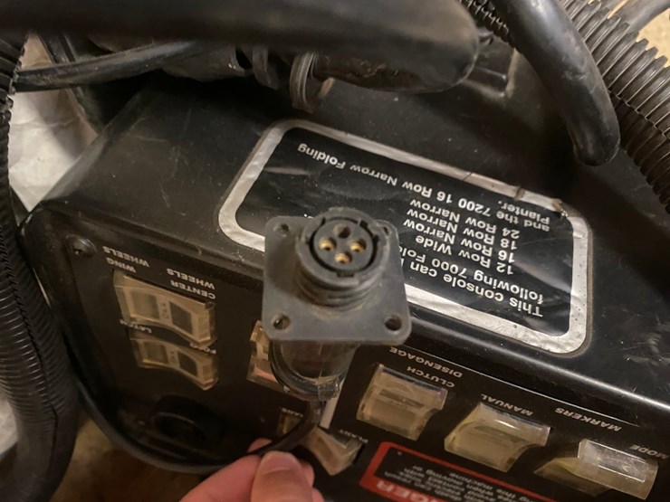 john-deere-7200-image-61