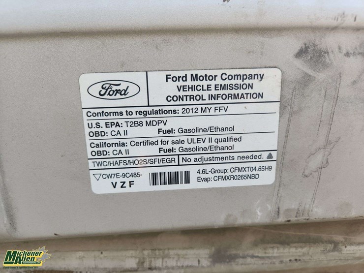 2010-ford-cargo-image-27