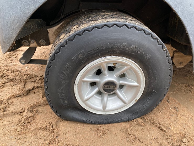 #1579-•-club-car-electric-golf-cart-with-charger-image-24