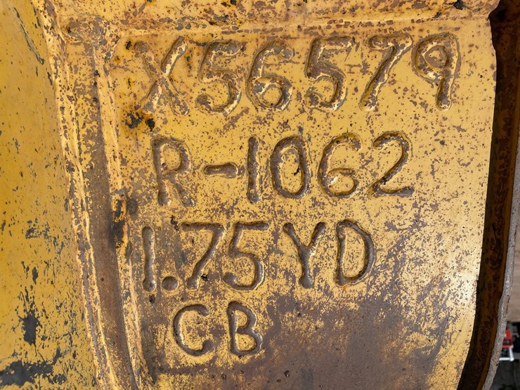 caterpillar-324e-image-90