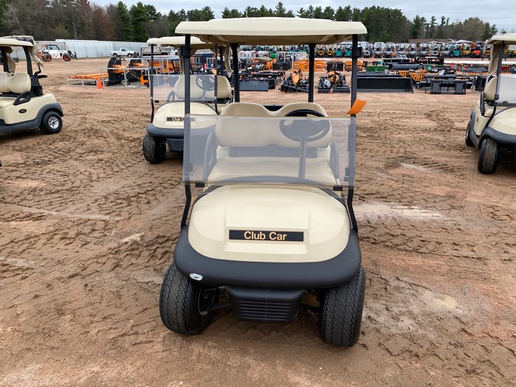 #1585-•-club-car-electric-golf-cart-with-charger-image-2