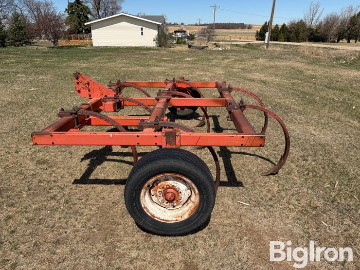 allis-chalmers-1600-image-7