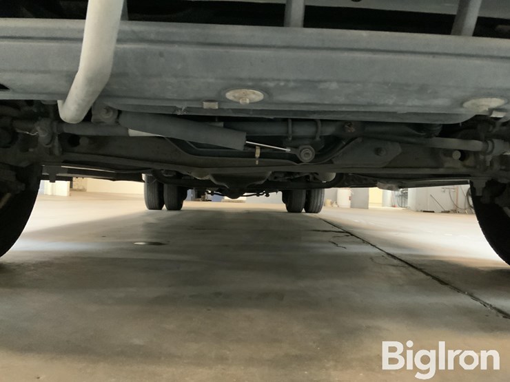 2016-ford-e450-image-13