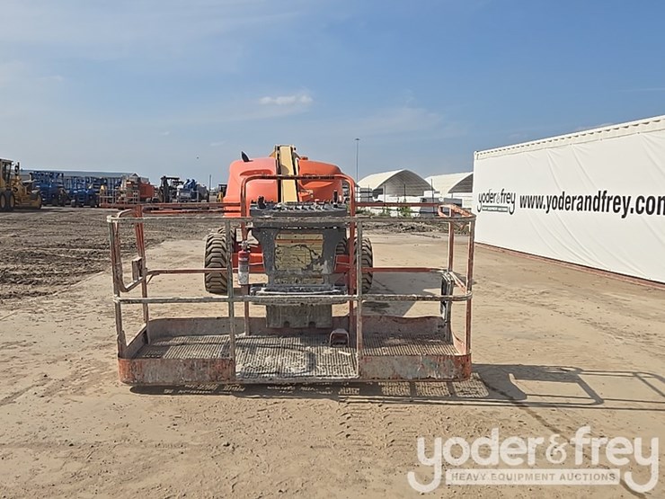 2008-jlg-400s-image-8