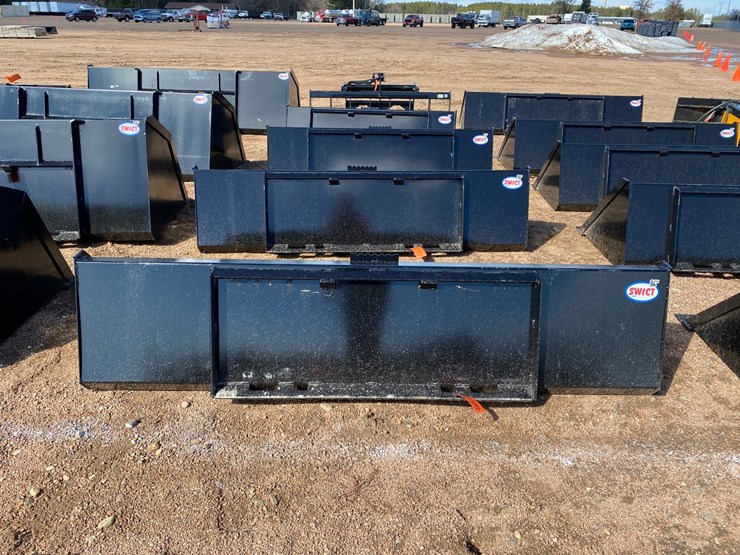 #4056-•-swict-84"-skid-steer-bucket-image-4