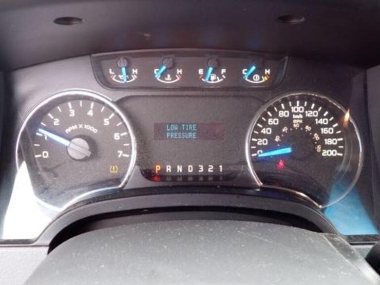 2013-ford-f150-xlt-image-11