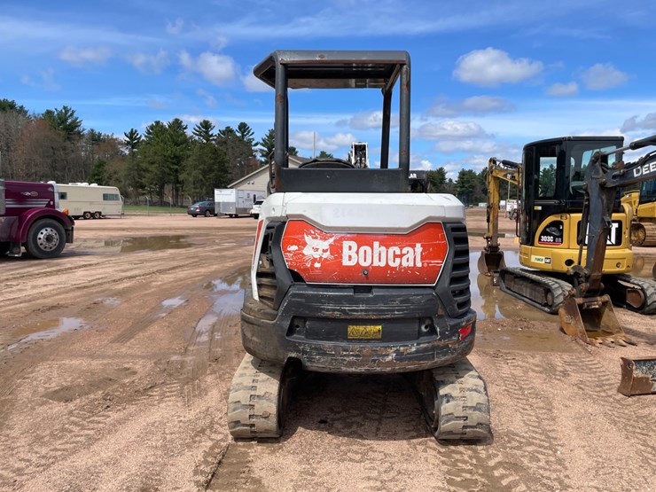 2020-bobcat-e32i-image-6