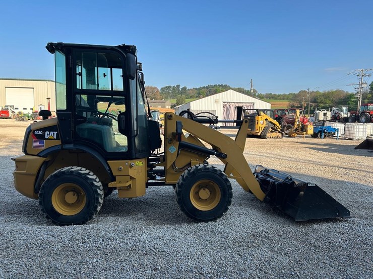 2017-caterpillar-903c2-image-5