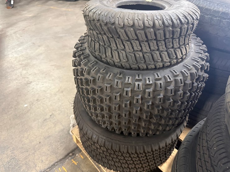 #2053-•-pallet-of-tires-image-9