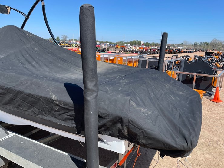 #1565-•-1989-ski-centurion-falcon-19'-ski-boat-(has-reg-card)-image-39