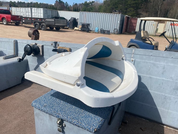 #1573-•-1987-smoker-craft-14'-aluminum-boat-(has-reg.-card)-image-13