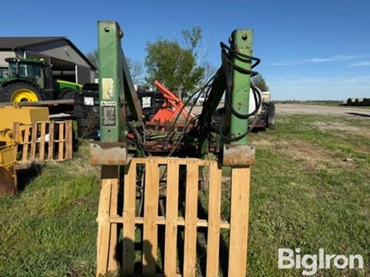 john-deere-158-image-6