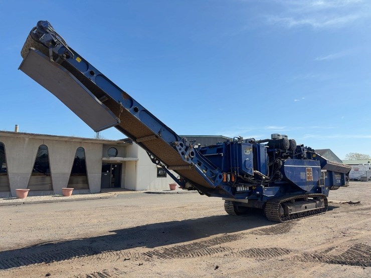 2019-caterpillar-c18-image-1