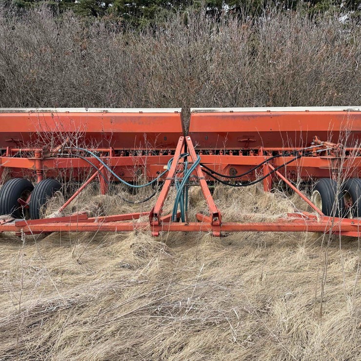 INTERNATIONAL 620
