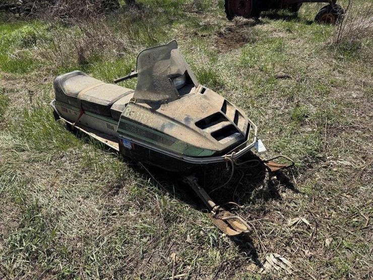 arctic-cat-jag-3000-f/c-snowmobile-image-3