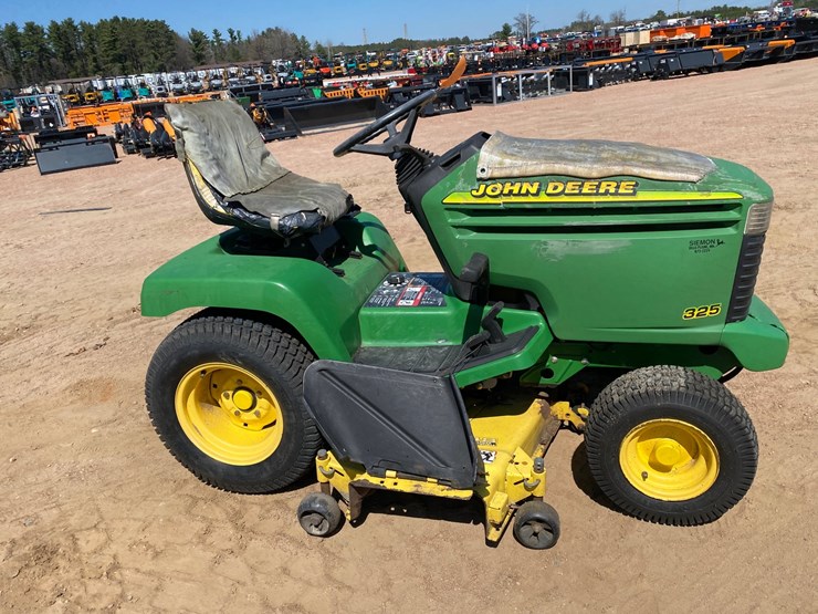john-deere-325-image-4