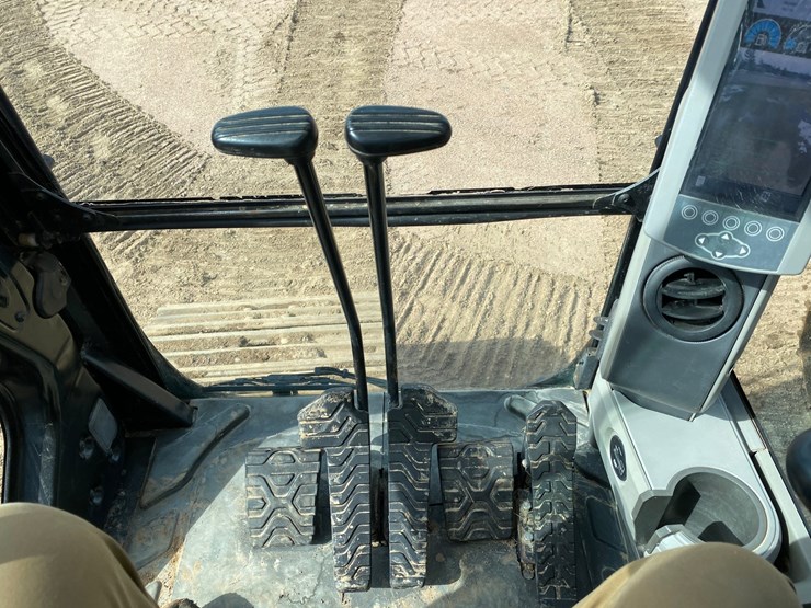 2014-caterpillar-324el-image-55