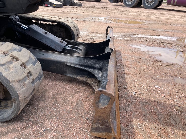 2020-bobcat-e32i-image-10