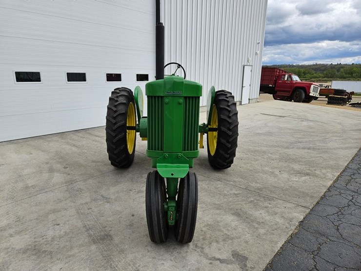 1955-john-deere-60-image-8