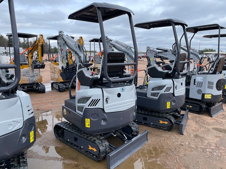 #5517-•-new-ats-me18-mini-excavator-image-4
