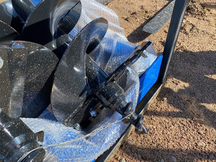 #4094-•-agt-hydraulic-auger-attachment-with-(3)-bits-image-6