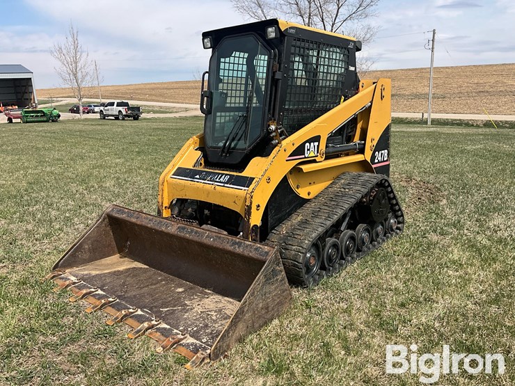 2005-caterpillar-247b-image-1